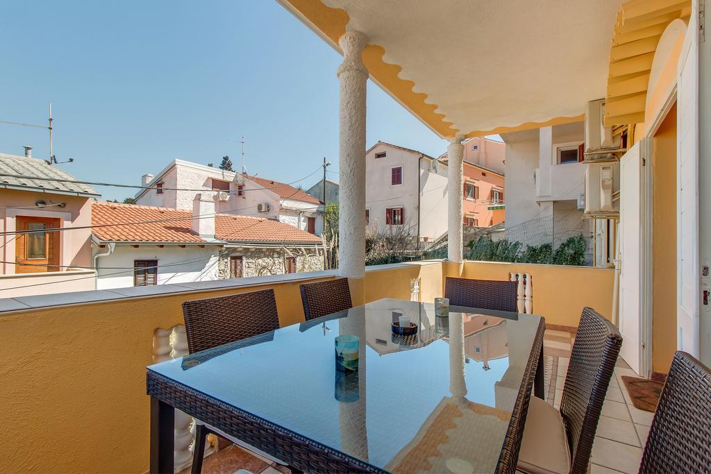 Apartments Popi Mali Losinj Luaran gambar