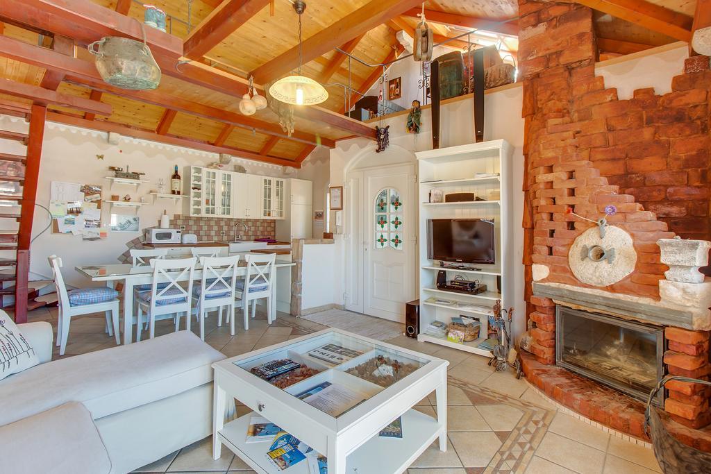 Apartments Popi Mali Losinj Luaran gambar