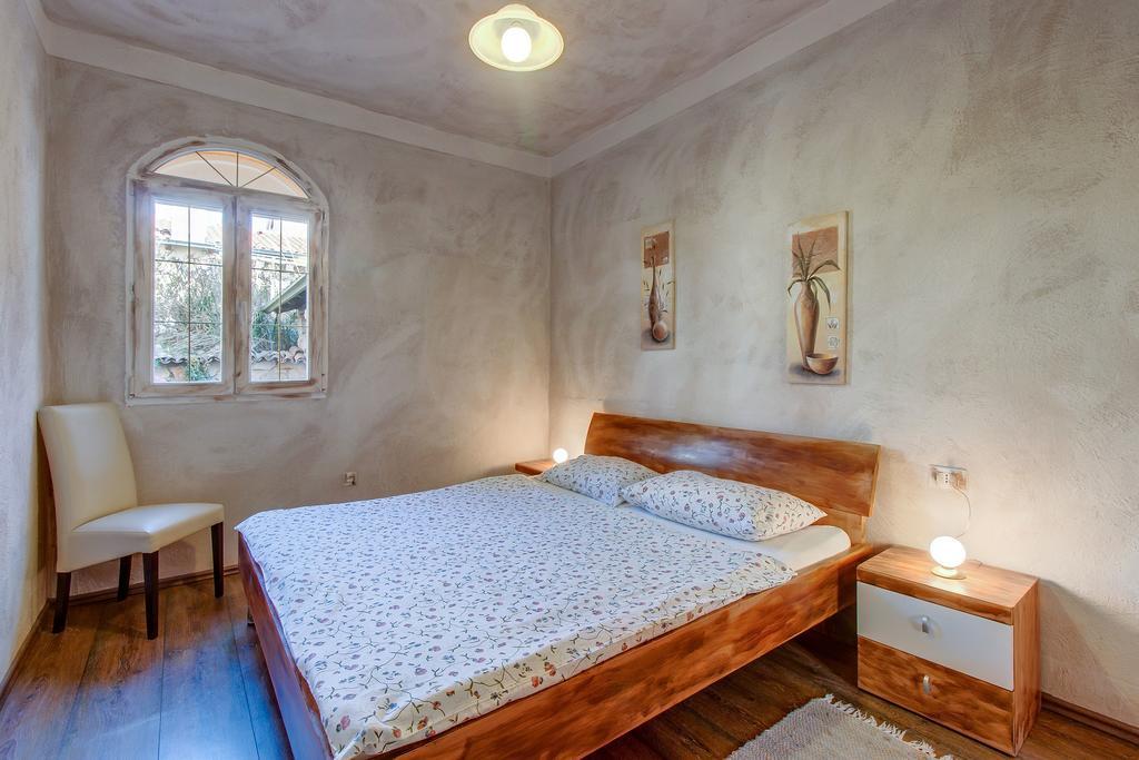 Apartments Popi Mali Losinj Luaran gambar