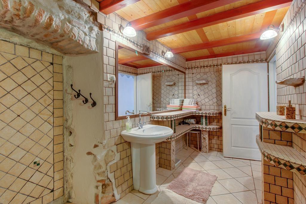 Apartments Popi Mali Losinj Luaran gambar